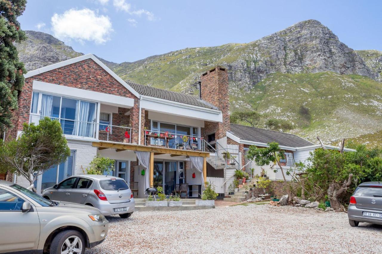 Cornerstone Lakeview Retreat Bed and Breakfast Bettyʼs Bay Esterno foto